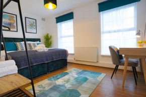 Enfield North London 3BR Apartment